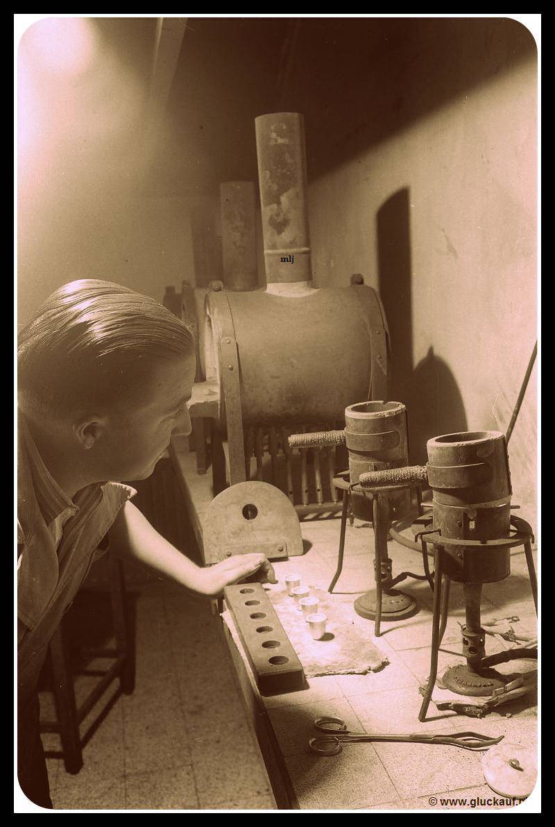 Praktijkles op de Ondergrondse Vakschool ON 1, 1952-1953. © Jesse./www.gluckauf.nl