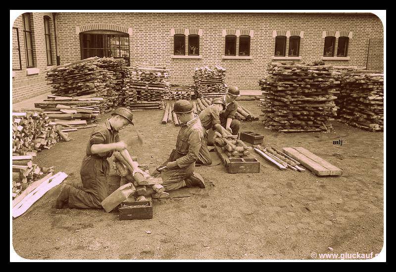 Praktijkles op de Ondergrondse Vakschool ON 1, 1952-1953. © Jesse./www.gluckauf.nl