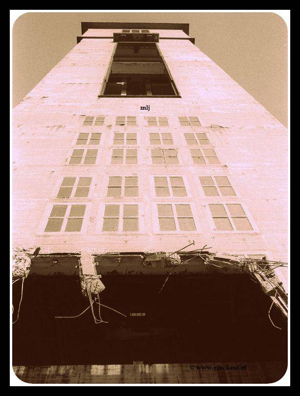 NIEUW! Sloop van schacht III Stm. Emma Hoensbroek 1983. © N.Pepermans./www.gluckauf.nl