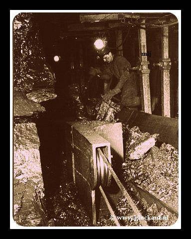 NIEUW! Transporteur in schaafpijler in de O.N.2 in 1949.© Visser/www.gluckauf.nl