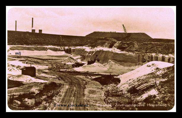 Fotokaart. Zilverzand groeve Heerenweg. Links is de Lange Lies en Lange Jan te zien.© www.gluckauf.nl