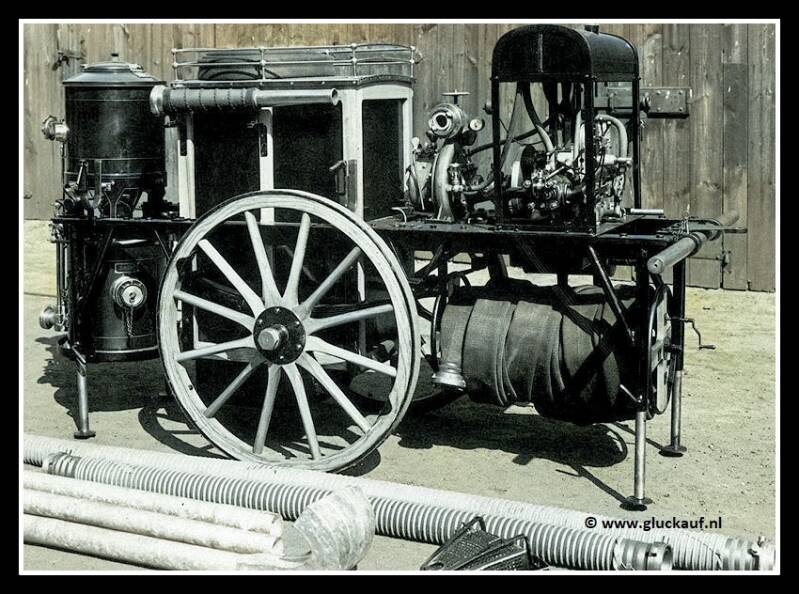 SCHUIMBLUS-AGGREGAAT COKESFABRIEK EMMA 1962.© Stm./www.gluckauf.nl