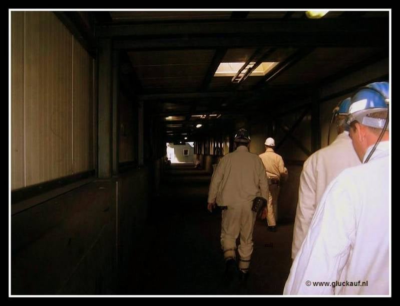 Nog steeds op weg naar de schacht. © www.gluckauf.nl