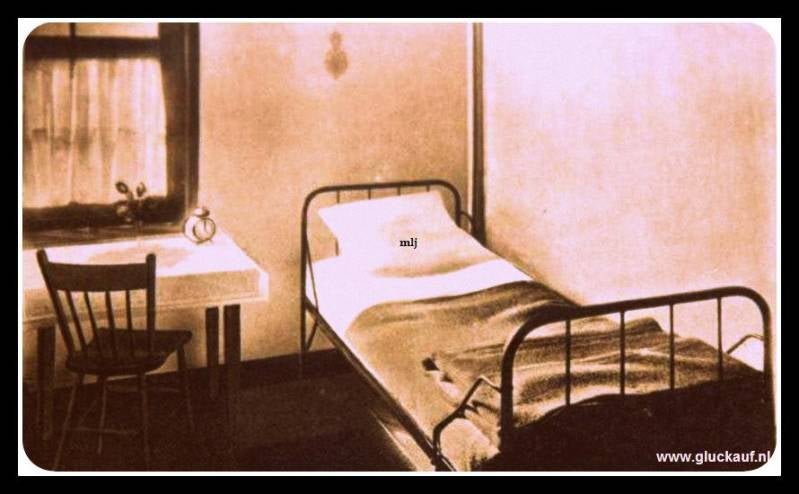 R.K. Gezellenhuis, slaapkamer.© Gebr. Cohnen./www.gluckauf.nl