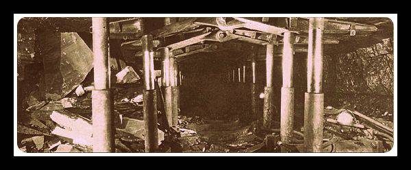 Hydrolische wandelondersteuning in de mijn Julia, deze foto is uit de jaren 70 ©Klaasen./www.gluckauf.nl