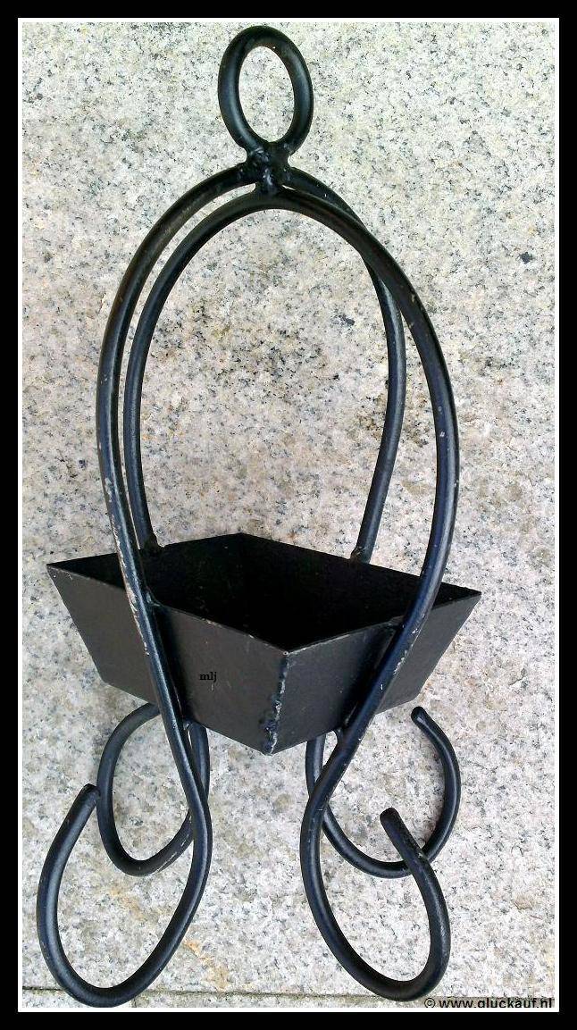 Kledinghaak, model kroontje. © www.gluckauf.nl 