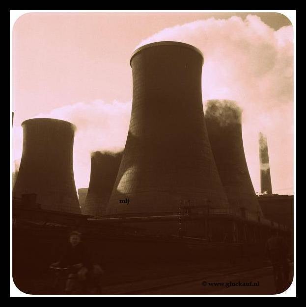 Koeltorens stm. Emma 1945.© www.gluckauf.nl