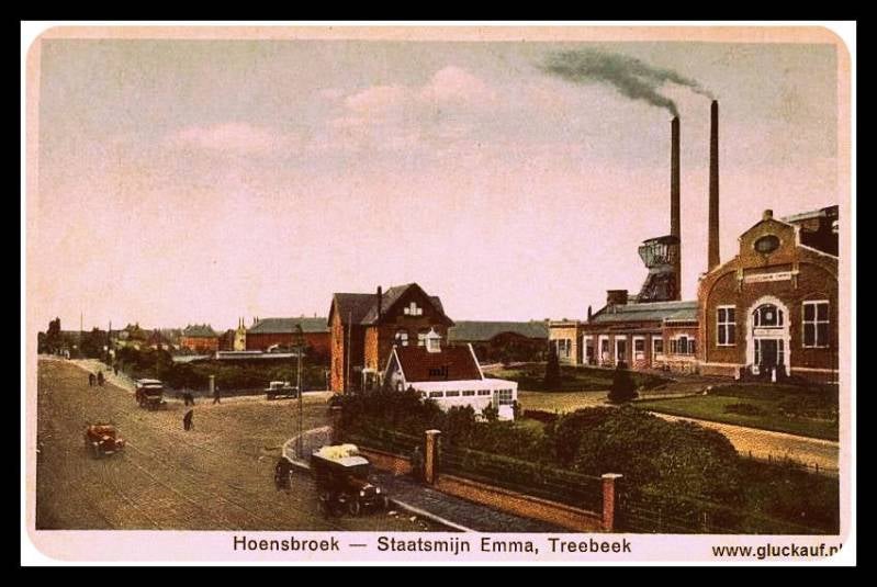 Kleuren kaart uit 1918, de hoofdingang van de Stm. Emma.© H.W.K./www.gluckauf.nl
