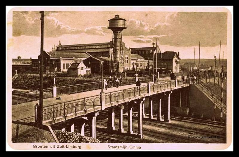 Brug van de Akerstraat bij de Stm. Emma, uit 1925. © P.Simons./www.gluckauf.nl