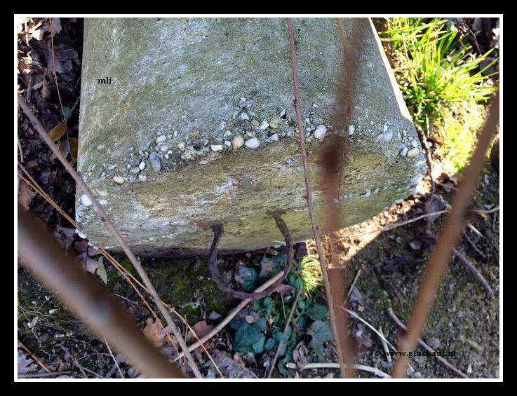  Paal van de Staatsmijn. Met bliksem afbeelding. © www.gluckauf.nl