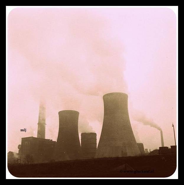 Koeltorens stm. Emma 1945.© www.gluckauf.nl