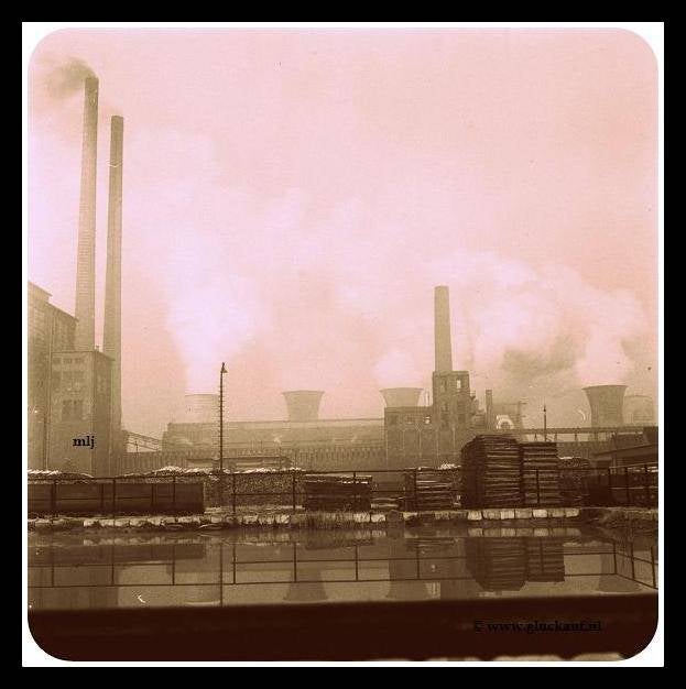 Koeltorens stm. Emma 1945.© www.gluckauf.nl