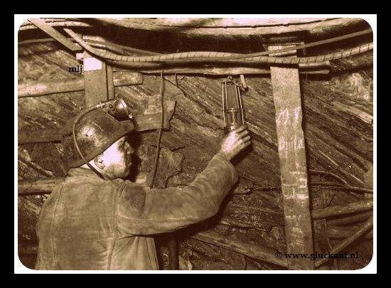 1946 Mijnopzichter Stm.Emma. © www.gluckauf.nl