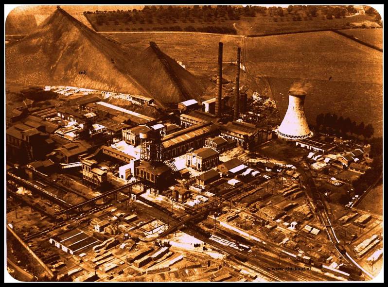 Stm.Wilhelmina 1938 lucht opnamen.© KLM./www.gluckauf.nl