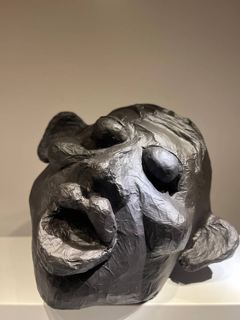 PUCK h: 63 b: 80cm. 600 euro