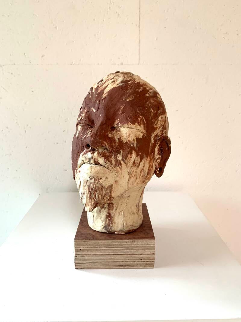 Yong h: 21cm b:15cm 350 euro