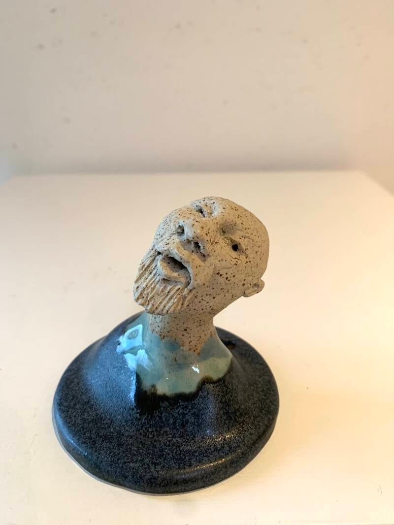 Jef h: 8,5cm b: 7,5cm  59 euro 