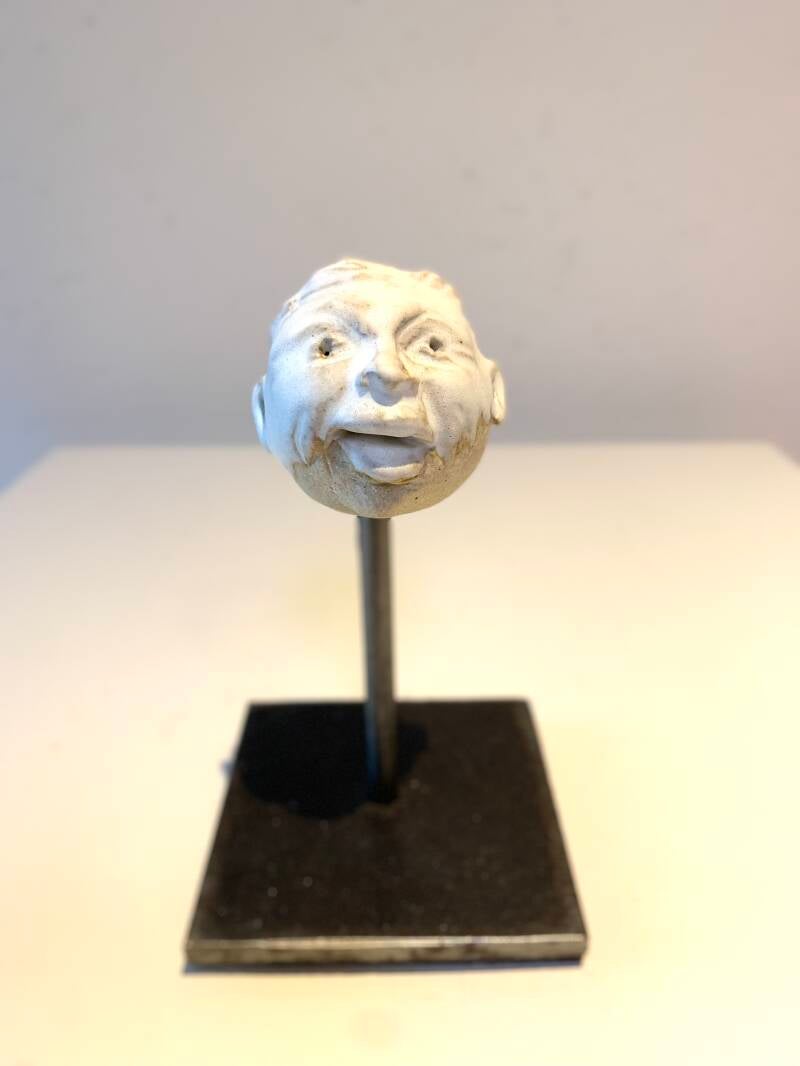 Frieda h: 11cm b: 7cm 45 euro