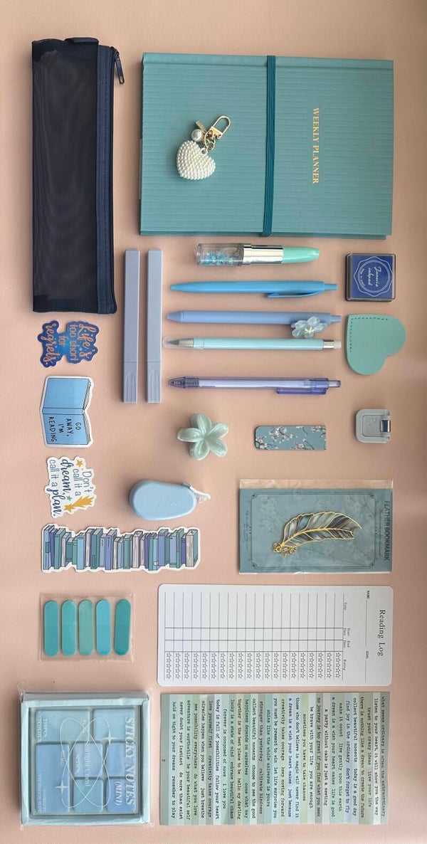 Sky Breeze Desk Set