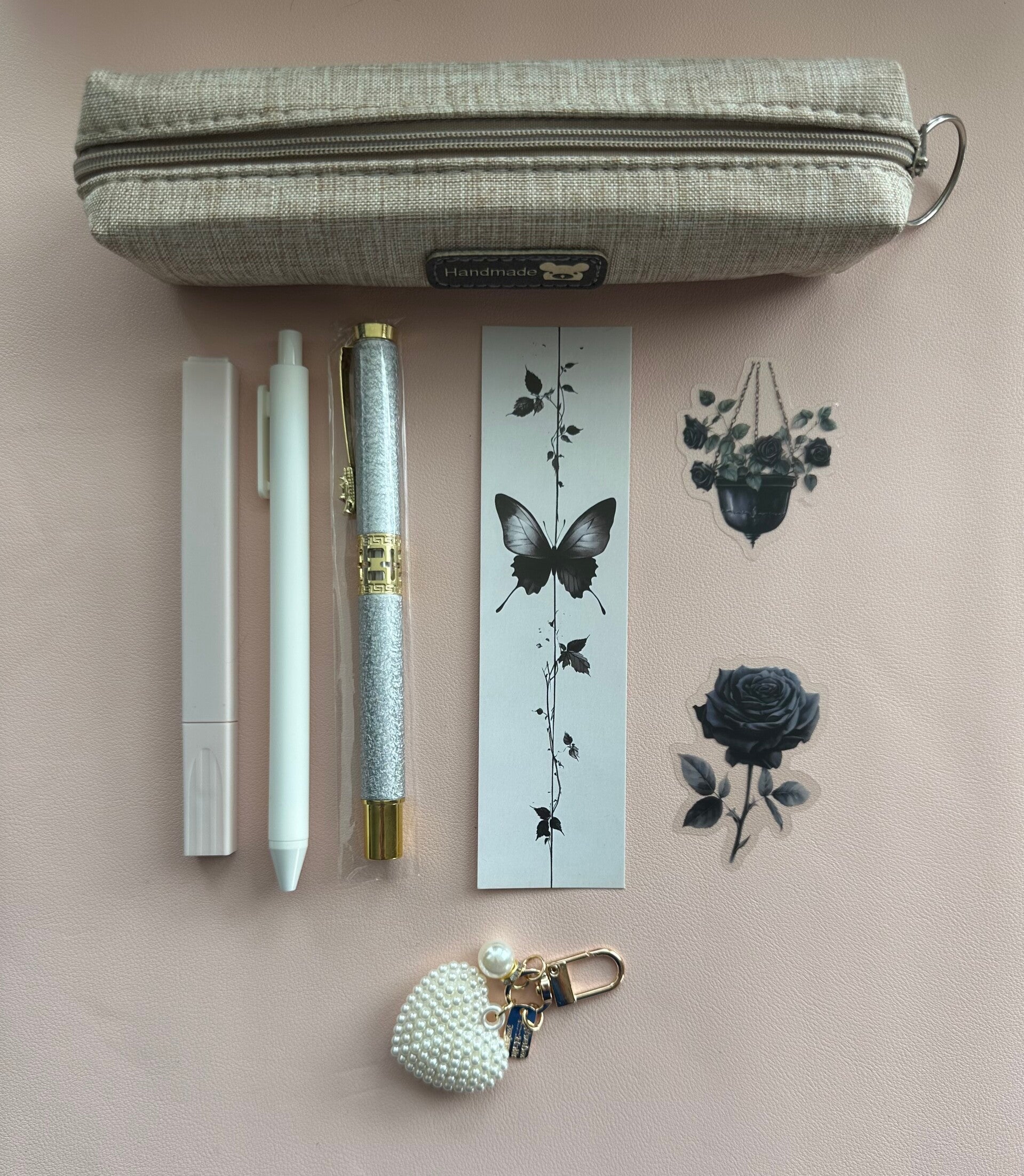 Mini Snow Pearl Desk set