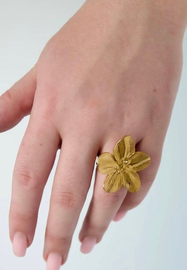 Ring petal pop