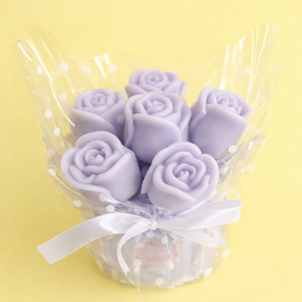 🍍 Bouquet Ananas – Pot Résine & Roses Fondantes