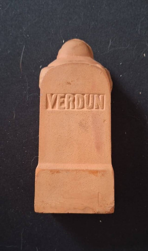 Borne reliquaire de "terre sacrée" commémorative Verdun 14/18 ww1