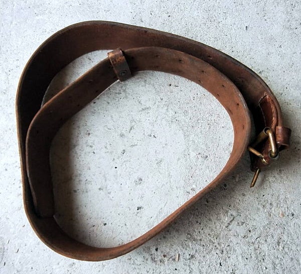 Beau Ceinturon cuir brun troupe 105cm FRANCE 40 WW2