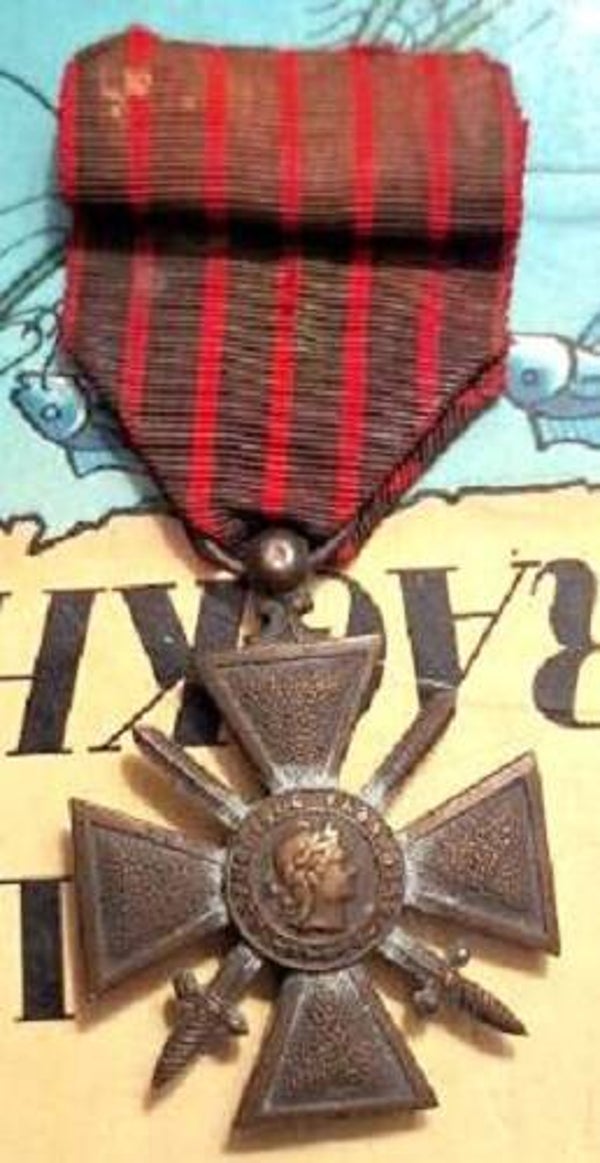 Médaille croix de guerre 1914/18