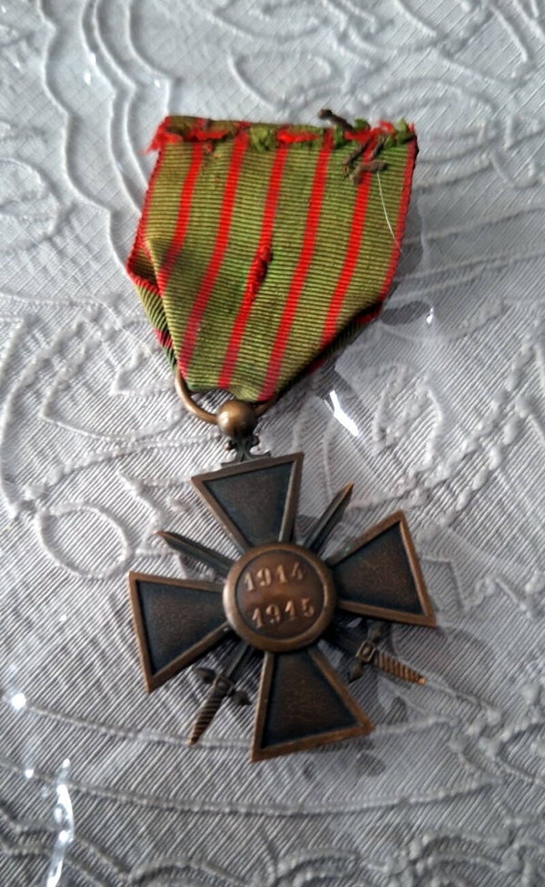 Médaille croix de guerre 1914-1915 avec 1 citations
