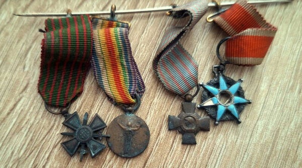 Ensemble de 4 miniatures médailles anciens combattant 14/18 ww1