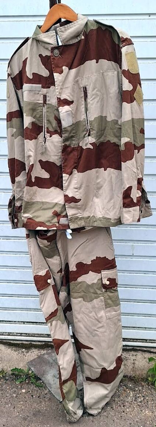 Veste + pantalon treillis F2 camo sable taille 112M