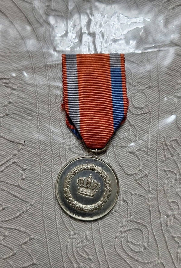 Médaille allemande 3éme classe 1913 9 ans service armée Wurtemberg ww1