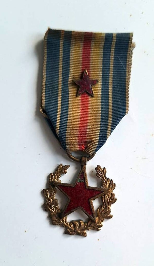 Médaille des blessées 1er type ajouré 14/18 ww1