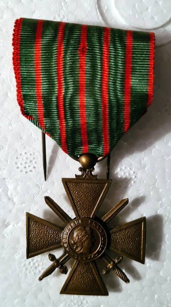 Médaille croix de guerre 1914/18