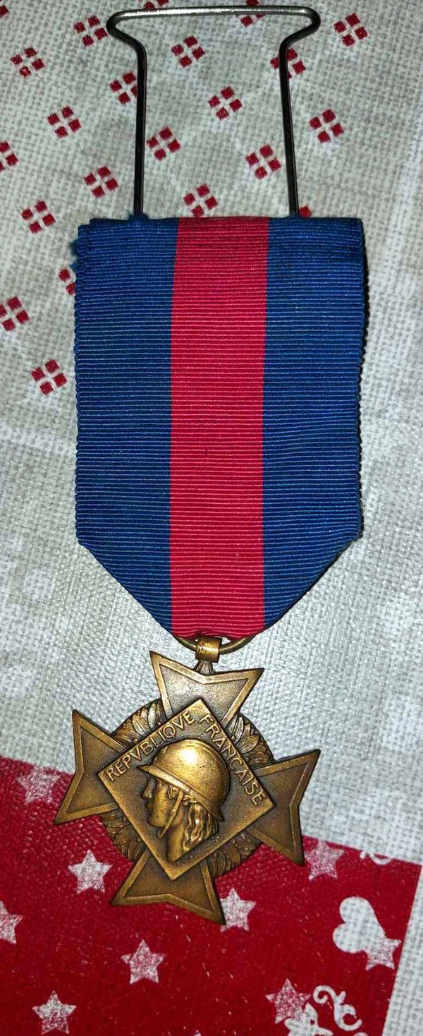 Croix des Services Militaires Volontaires 2éme modéle classe bronze