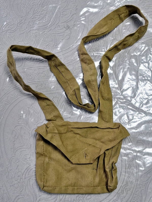 Musette porte chargeur fusil antichar Boys.55 Anglais ww2 1942