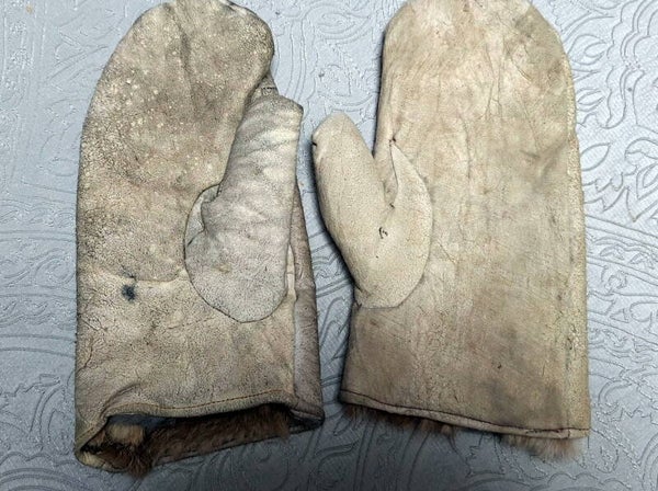 Paire de gants/moufle  fourrée allemand front de l'est ww2