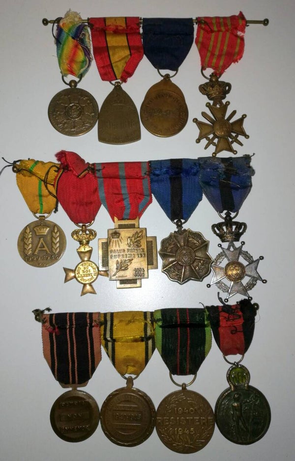 ensemble médailles Belge ancien combattant Résistant Wallons