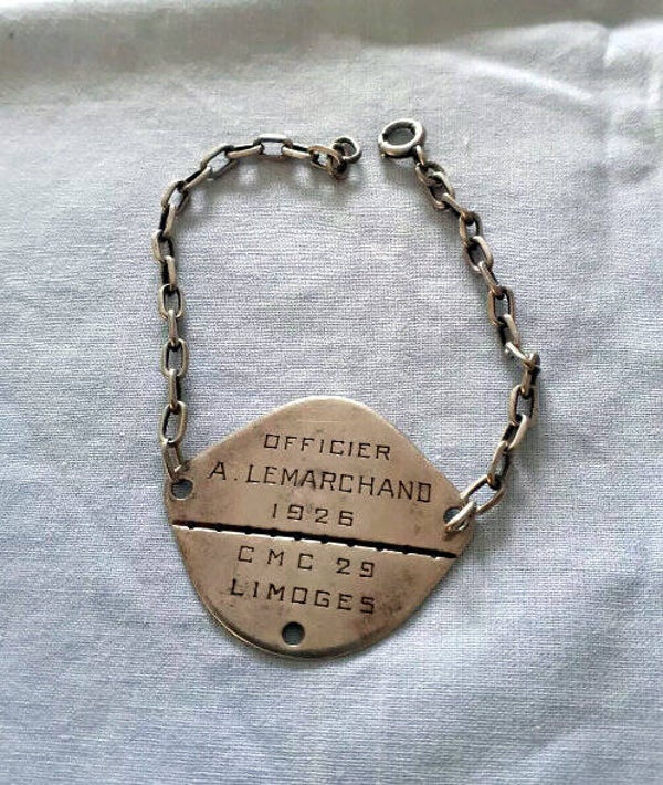 Rare plaque d'identité argent poinçonné Hermès officier 2éme GRDI-9éme DIM