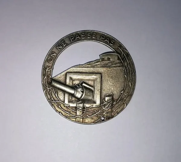 Insigne de béret troupe ligne Maginot à Coudre France 40 ww2