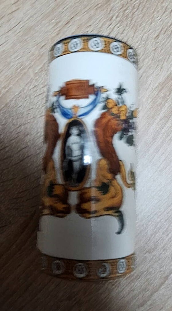 Vase Rouleau faïence de Gien décor renaissance fin XIXéme