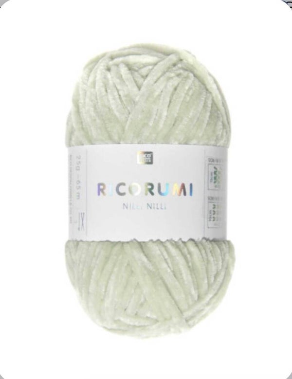 Fil chenille RICORUMI NILLI NILLI Vert menthe (mini pelote 25 g)