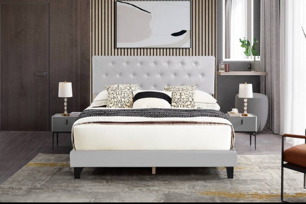 SS8137 White Bed