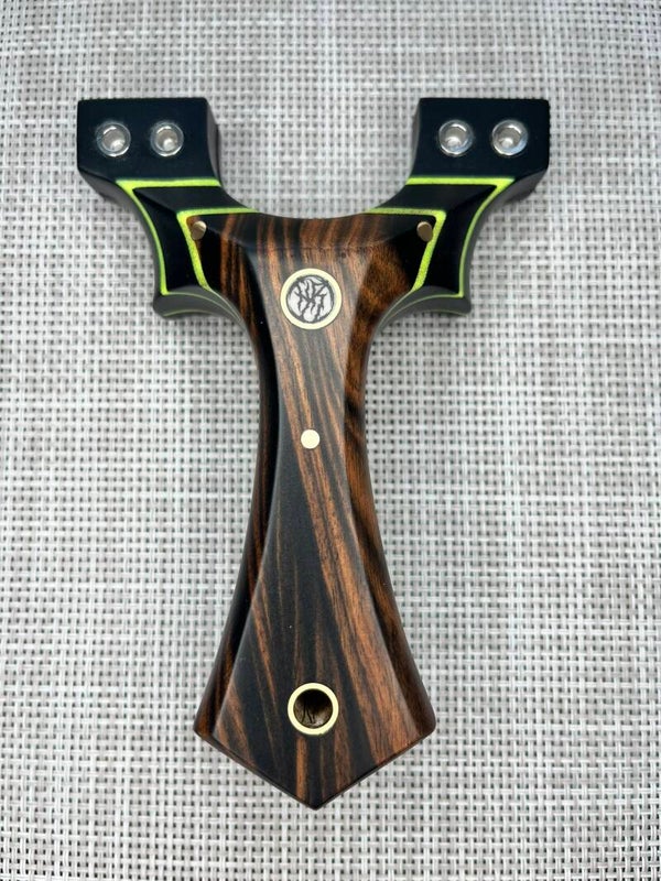 SPARTAN Custom Slingshot OTT. 90mm.
