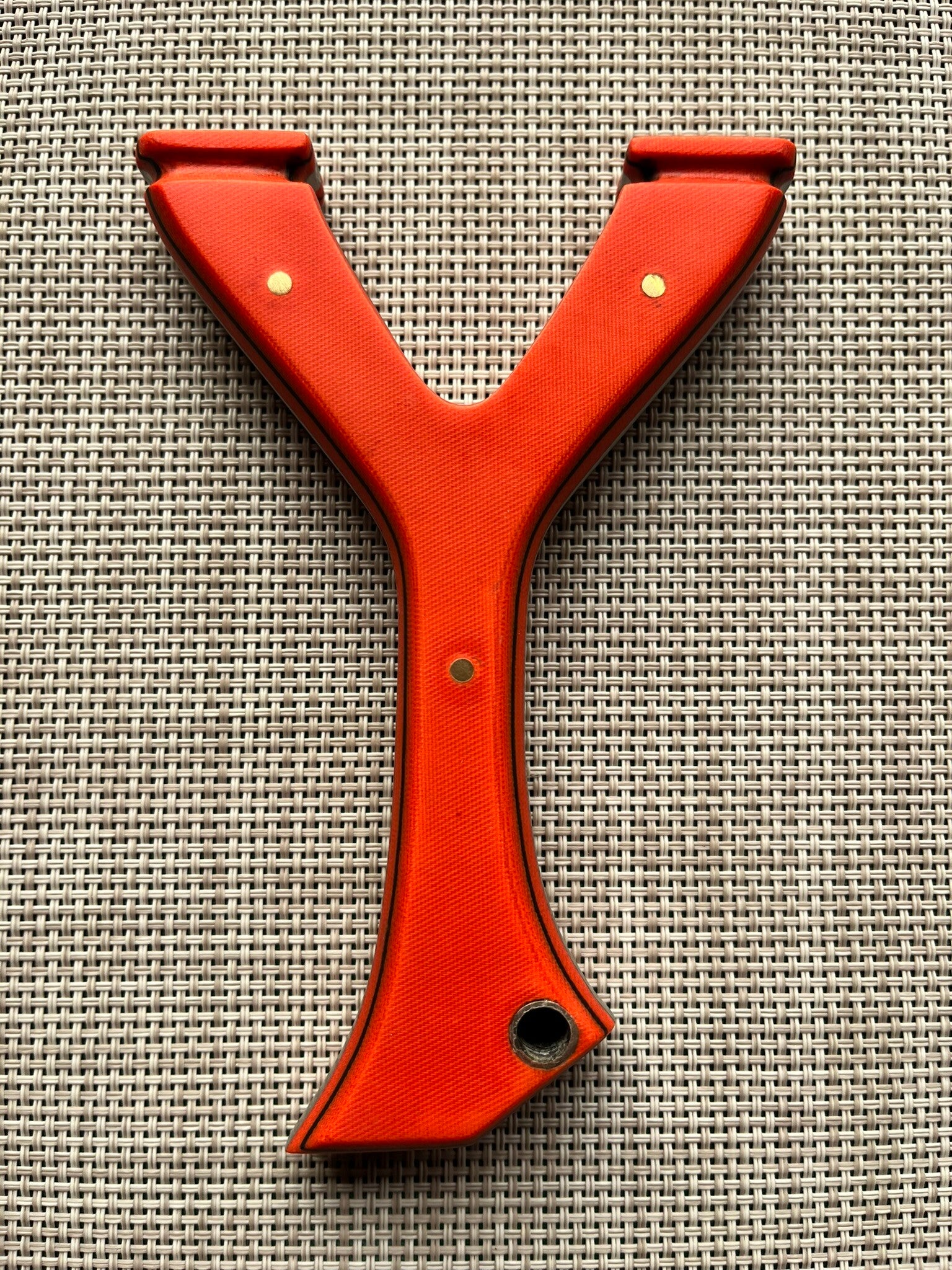 REVO Custom Slingshot OTT. 90mm.