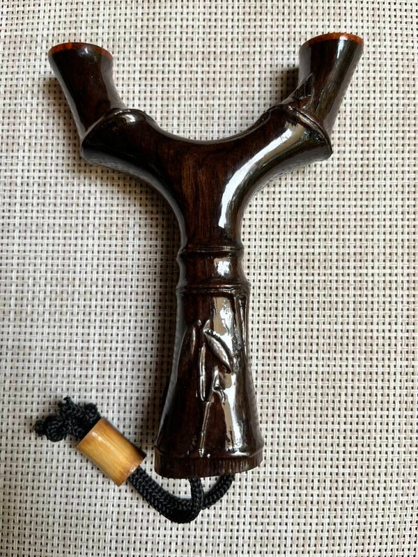 Bamboo Custom Slingshot OTT. 90mm.