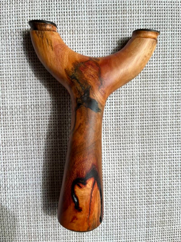 Natural Fork Custom Slingshot OTT. 90mm.