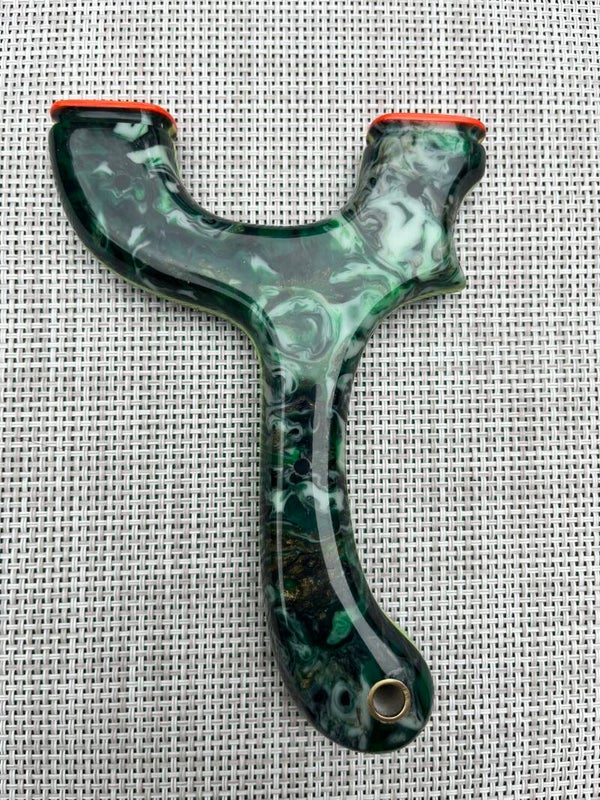 VANDAGO Custom Slingshot OTT. Right Hand. 90mm.