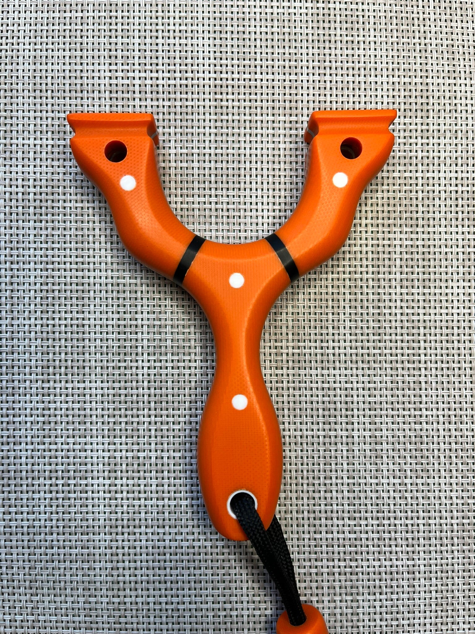 BOMBER T Custom Slingshot OTT. 90mm.